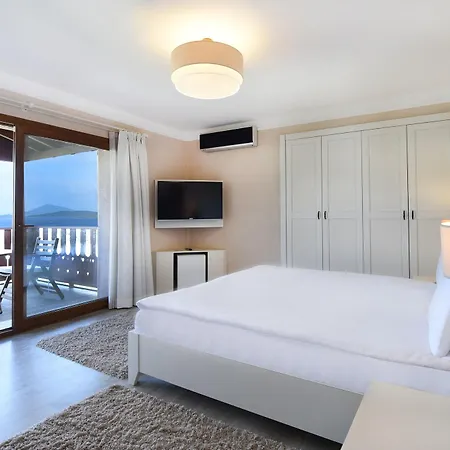 Otel Temenos Luxury & - Boutique Class 4*