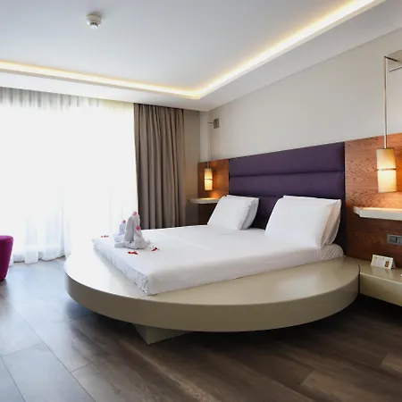 Temenos Luxury & - Boutique Class Otel Ortakent