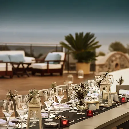 Temenos Luxury & - Boutique Class Otel 4*